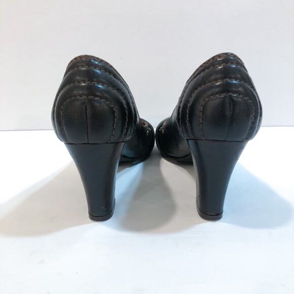 Chloe Brown Leather Round Toe Pumps - Picture 8 of 11